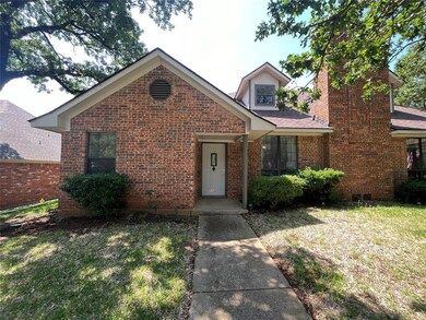 1132 Oakhurst St, Denton, TX 76210 - photo 2