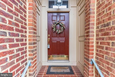 12457 Rose Path Cir, Fairfax, VA 22033 - photo 3