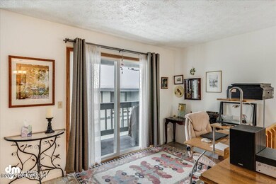 09-Living Room_ELI00873