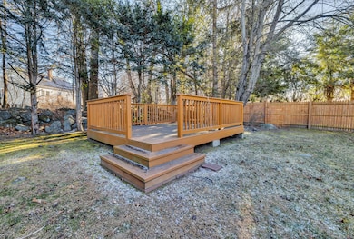 40 Leaf Ave, Waterbury, CT 06705 - photo 3