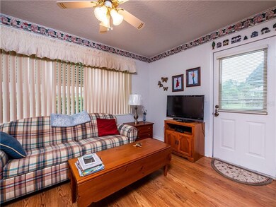 FLORIDA ROOM