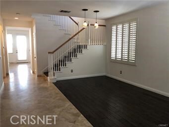 23325 Beachcomber Ln, Valencia, CA 91355 - photo 2