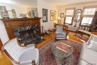 81 S Manning Blvd, Albany, NY 12203 - photo 4