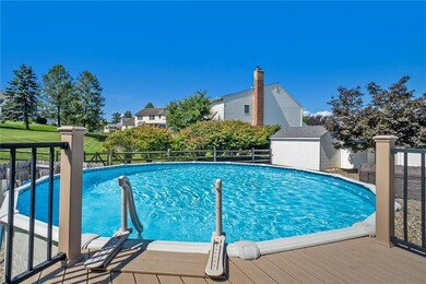 5452 Amanda Dr, Laurys Station, PA 18059 - photo 4