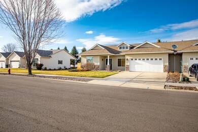 37 Bruyer Way Loop