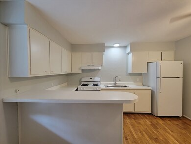 845 Beverly St unit 10, Houston, TX 77007 - photo 7