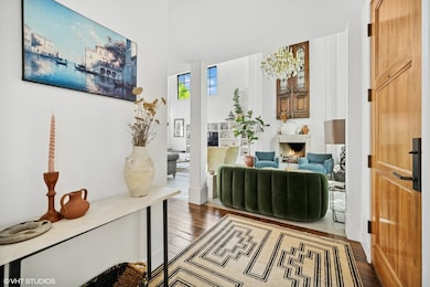 1331 Asbury Ave, Evanston, IL 60201 - photo 3