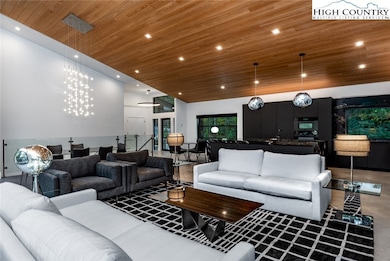 477 Laurel Ln, Blowing Rock, NC 28605 - photo 7