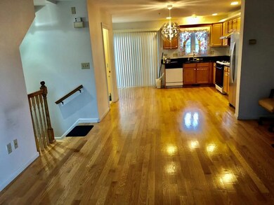 90 Sumner St unit D, Quincy, MA 02169 - photo 4