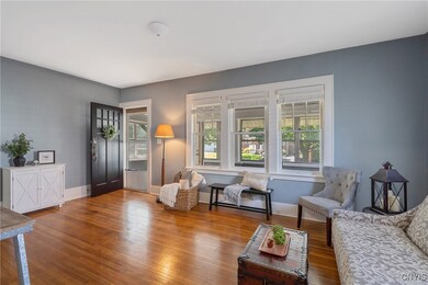 And the classic front door adds a striking aesthet