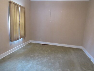 241 Oak St, Tipton, IN 46072 - photo 5