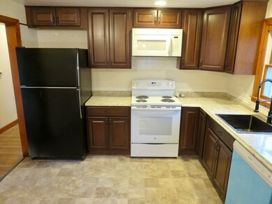 1 Boutwell St, Wilmington, MA 01887 - photo 2