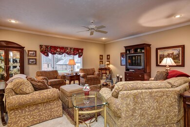 8637 Interlochen Dr-2