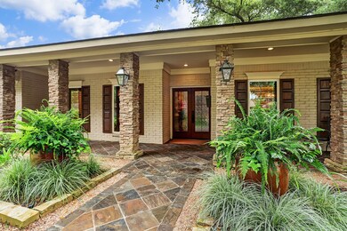 10119 Cedar Creek Dr, Houston, TX 77042 - photo 3