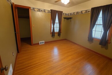 140 N 1st Ave E, Hartley, IA 51346 - photo 5