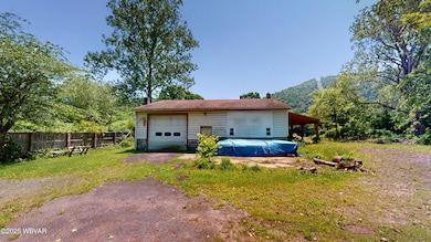 48 Trout Run M