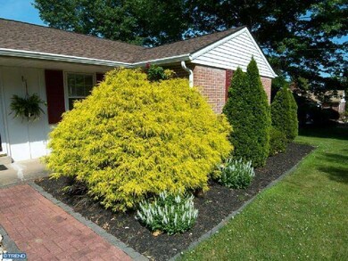 907 Diamond St, Sellersville, PA 18960 - photo 4