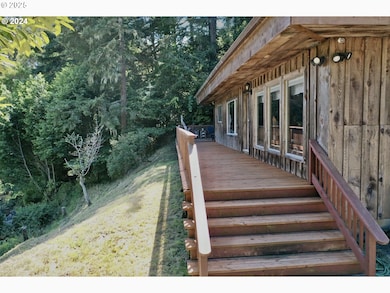 28656 Brooks Rd, Gold Beach, OR 97444 - photo 4