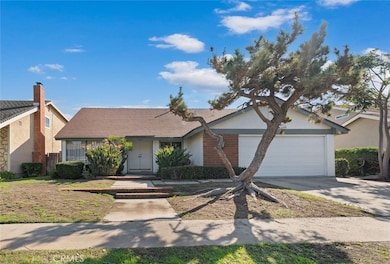 15422 Alsace Cir, Irvine, CA 92604 - photo 3