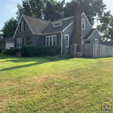 1201 SW Warren Ave, Topeka, KS 66604 - photo 7