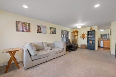 1_929-sw-24th-ct-redmond-or-97756-111