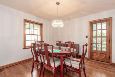 130 E Schreyer Place, Columbus, OH 43214 - photo 5