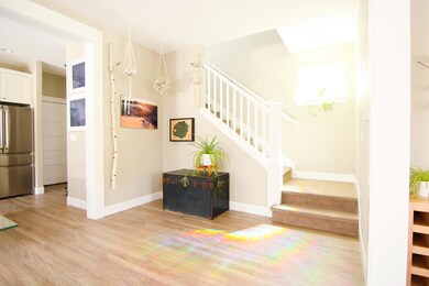 686 NE Isabella Ln, Bend, OR 97701 - photo 7