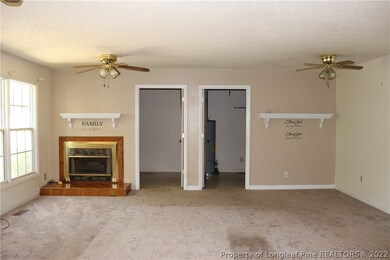 747 Burgoyne Dr, Fayetteville, NC 28314 - photo 5