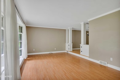 P1484585
