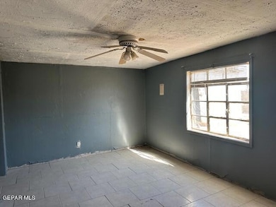 7867 Laura Way, El Paso, TX 79915 - photo 6