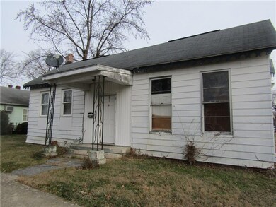 903 Union St, Columbus, IN 47201 - photo 2