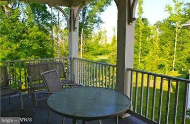 13846 Greendale Dr unit 13846, Woodbridge, VA 22191 - photo 7