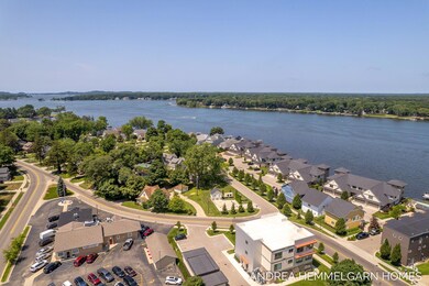 4-web-or-mls-532 W 16th St, Holland-4