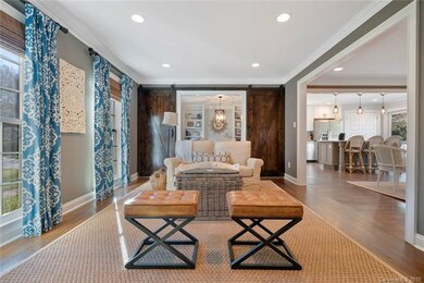 Living Room- Great Open Floorplan!