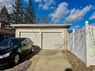 2421 Miami St, South Bend, IN 46614 - photo 6