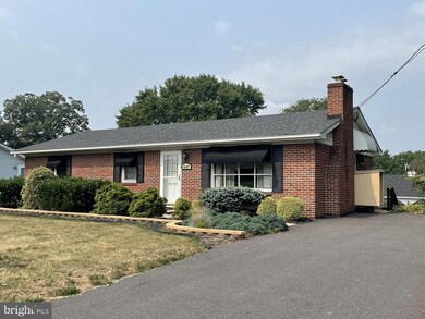 14887 Molly Pitcher Hwy, Greencastle, PA 17225 - photo 2