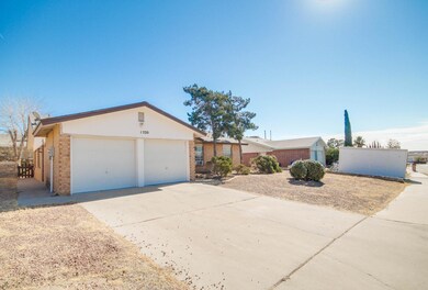 1520 Larry Wadkins Dr, El Paso, TX 79936 - photo 2