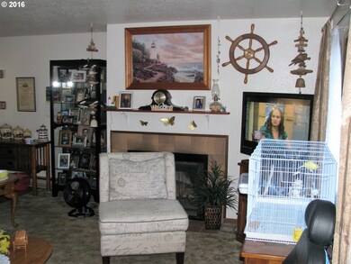 1619 23rd Ave, Forest Grove, OR 97116 - photo 4