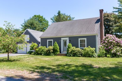 4 Meadowview Rd Cumberland ME-large-001-