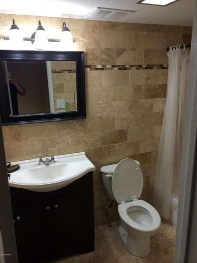 Sink area Bath Mclellan