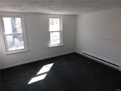 219 E High St, Coaldale, PA 18218 - photo 4