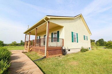 3140 Oregon Rd, Versailles, KY 40383 - photo 4