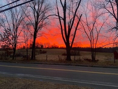 420 Newtown Rd, Littleton, MA 01460 - photo 2