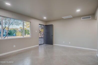 726 E Knox Dr, Tucson, AZ 85719 - photo 6