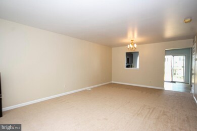 711 St Peter's Ct, Edgewood, MD 21040 - photo 5