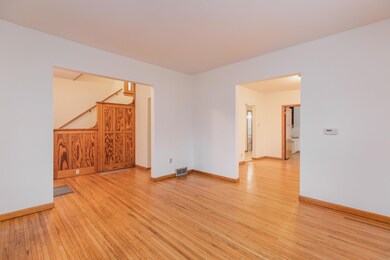 916 Walnut St, Cedar Falls, IA 50613 - photo 7