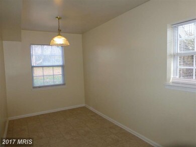 4148 Pleasant Meadow Ct unit 109C, Chantilly, VA 20151 - photo 4