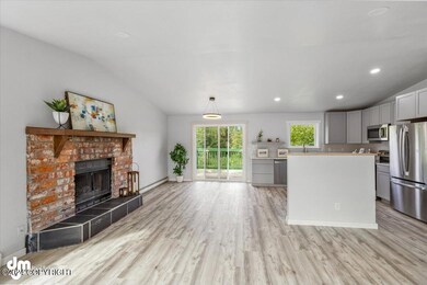 7030 Chad St, Anchorage, AK 99518 - photo 6