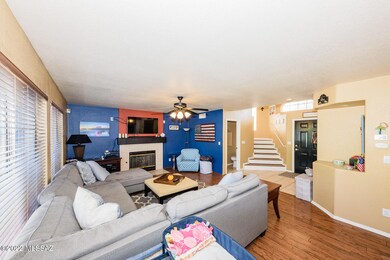 LivingRoom c