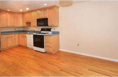 1218 Vfw Pkwy unit 51, West Roxbury, MA 02132 - photo 4
